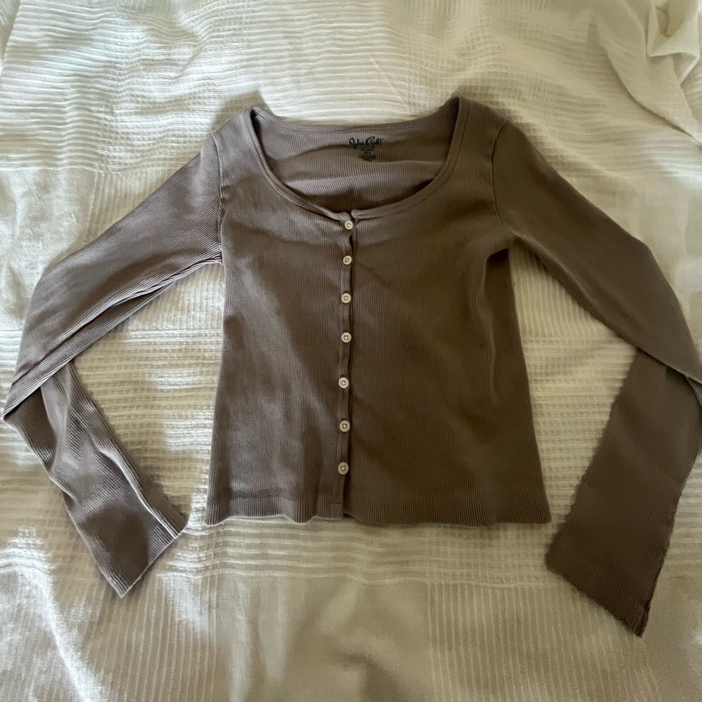 Long sleeve button down